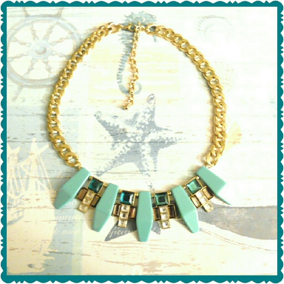 Fashion Jewelry - Necklace