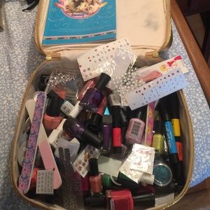 HUGE LOT OF NAIL POLISH