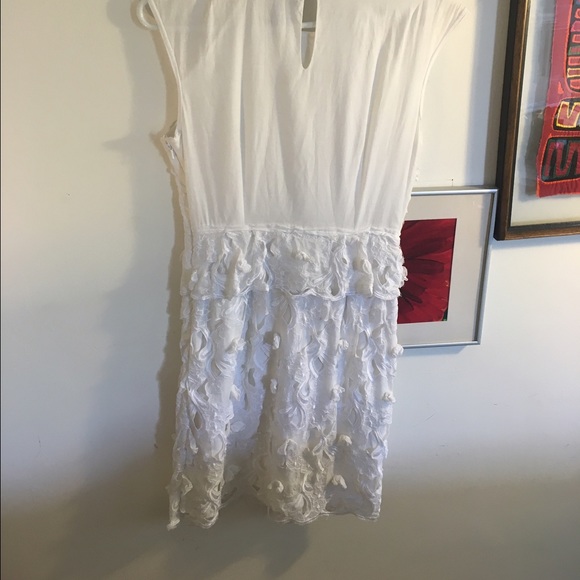 BCBG Max Azria - Picture 4 of 4