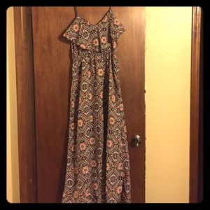 Aztec Maxi Dress! Gianni Bini