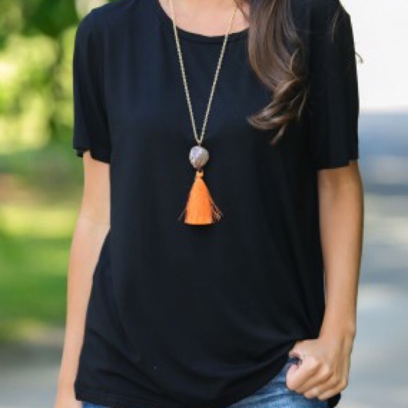 Piko Tops - Black PIKO Short Sleeve Sz. M