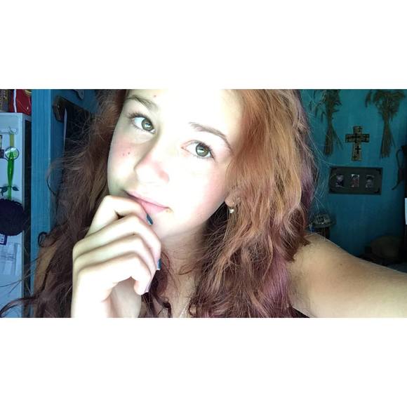 Meet your Posher, Abby