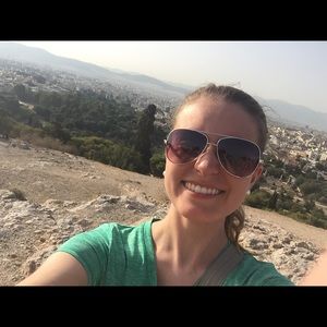 Meet your Posher, Allison