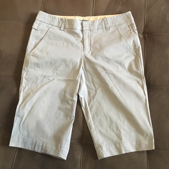 Vince Camuto Shorts - Size 10