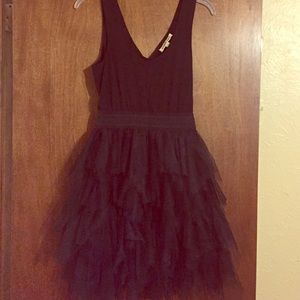 Fun little black dress!