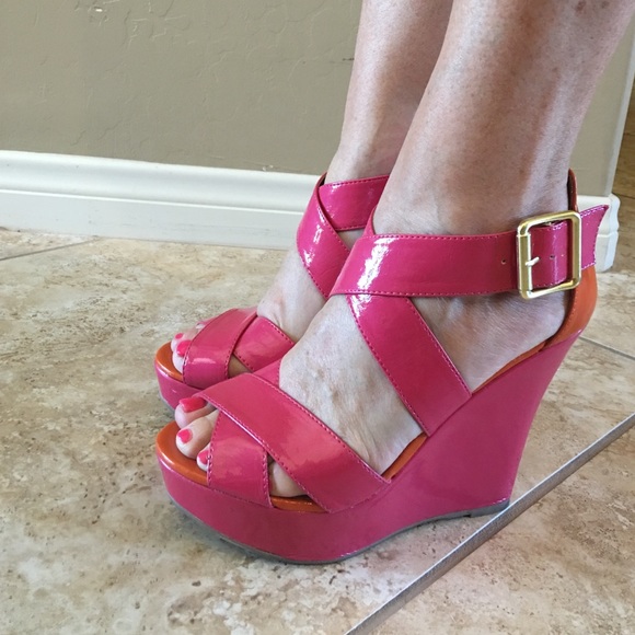 Call it Spring wedges - Picture 3 of 3