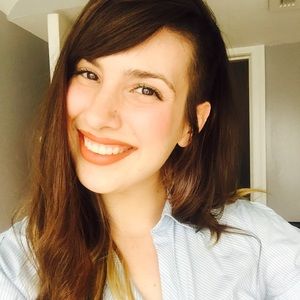 Meet your Posher, Madeline