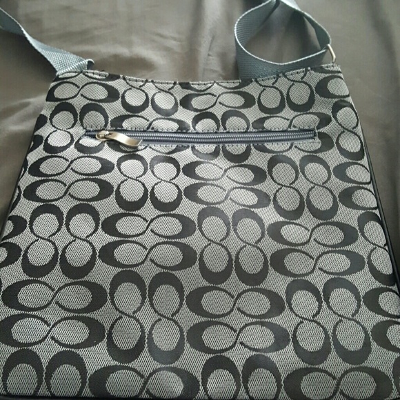 Shoulder bag - Picture 1 of 3