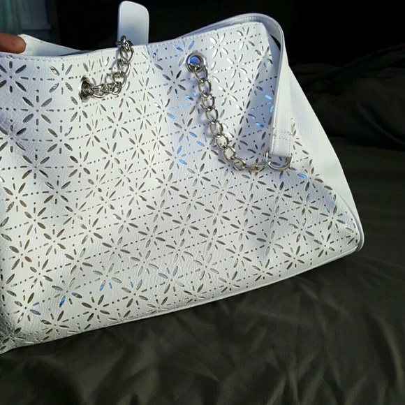 Purse - Picture 1 of 4