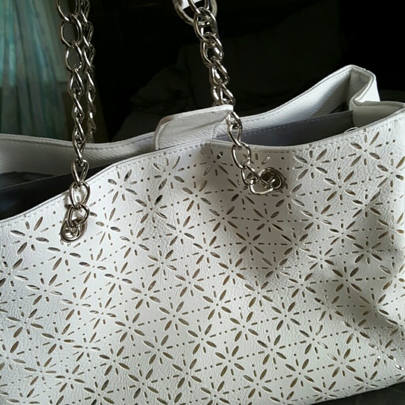 Purse - Picture 2 of 4