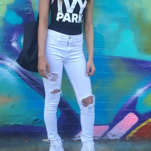 White high waisted jeans