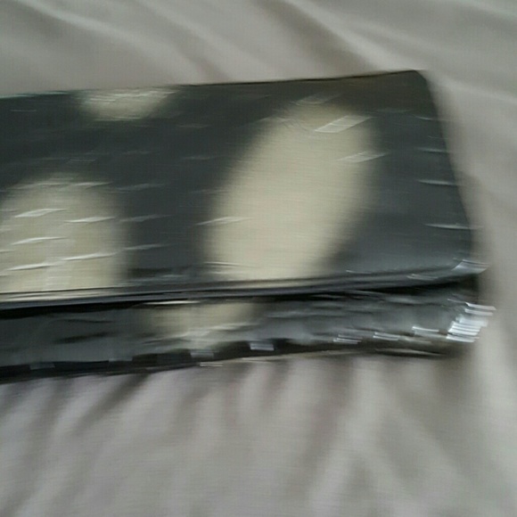 Wallet with checkbook holder - Picture 1 of 4