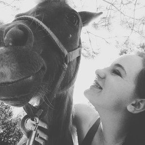 Meet your Posher, Maggie