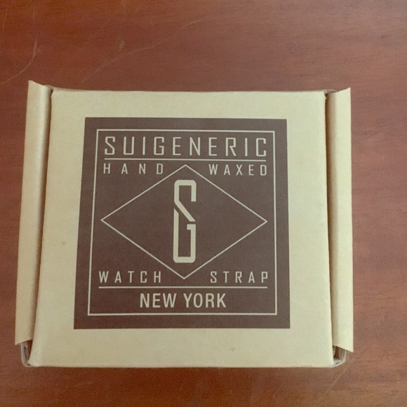 Watch - Picture 2 of 4