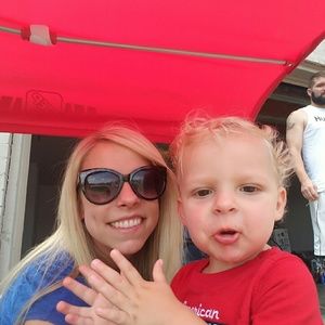 Meet your Posher, Melissa