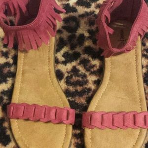Cutest Minnetonka Boho Pink Sandals
