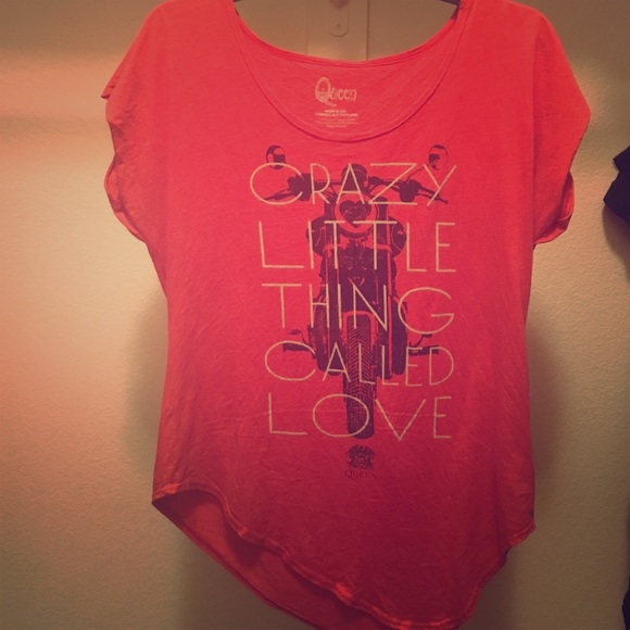 ADORABLE long t-shirt 💋