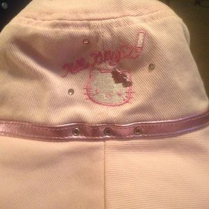 Light pink hello kitty bucket hat