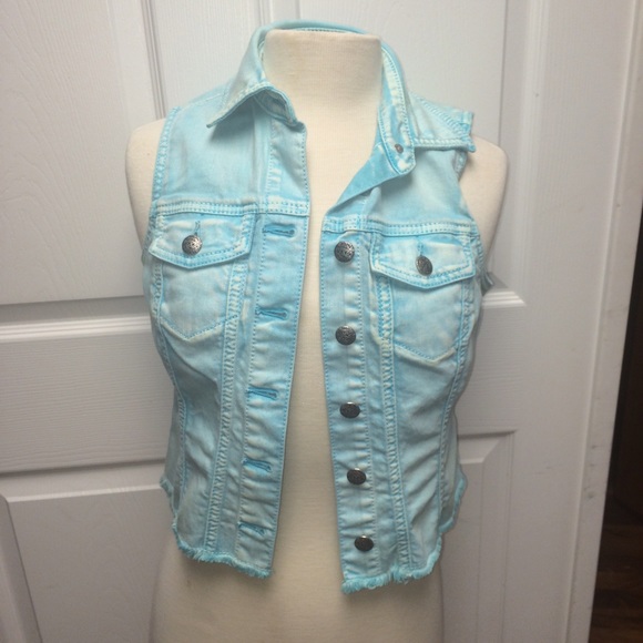 Light Wash Jean Vest - Picture 1 of 4