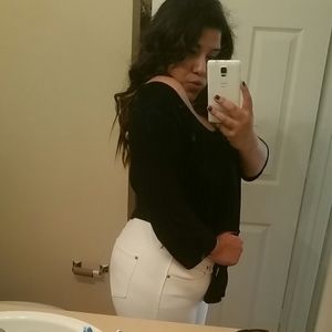 Meet your Posher, Devyn