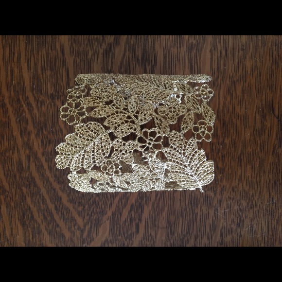 Stella and Dot 'Chantilly Lace' Cuff