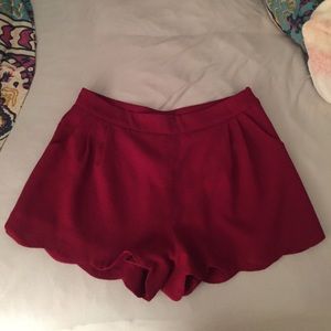 Tobi scalloped hem shorts