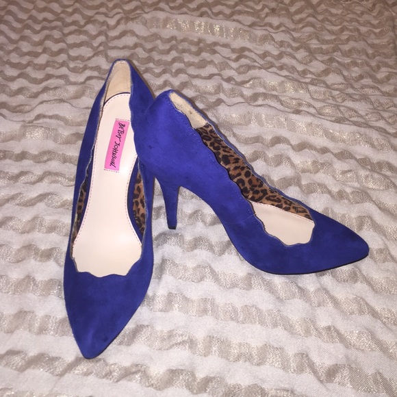 Betsey Johnson Shoes - Betsey Johnson Electric Blue Pumps