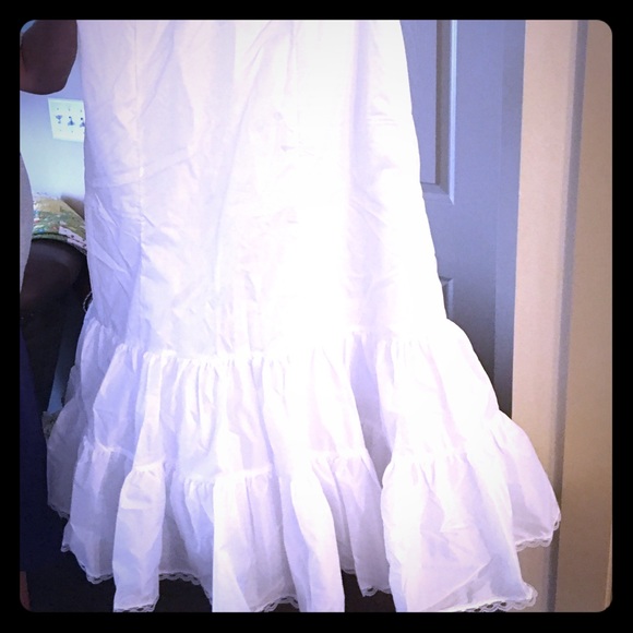 Wedding dress slip A-line silouette