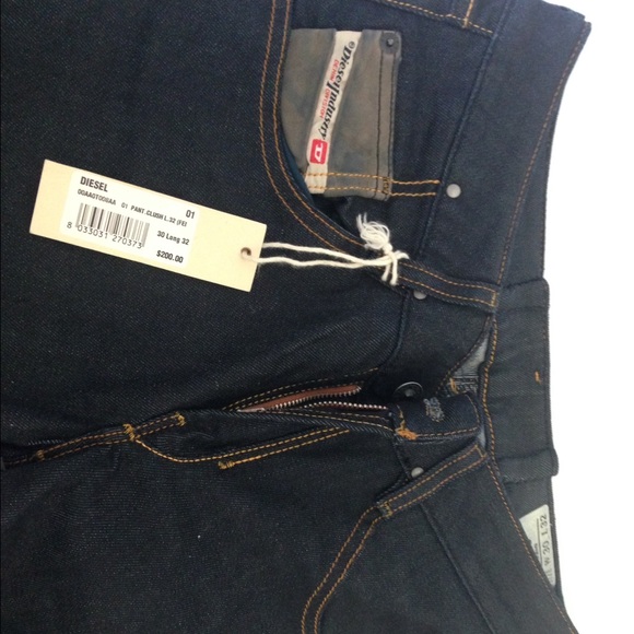 NWT Diesel skinny jeans