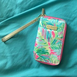 Lilly Pulitzer Phone Wristlet