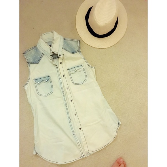 Sleeveless Jean top