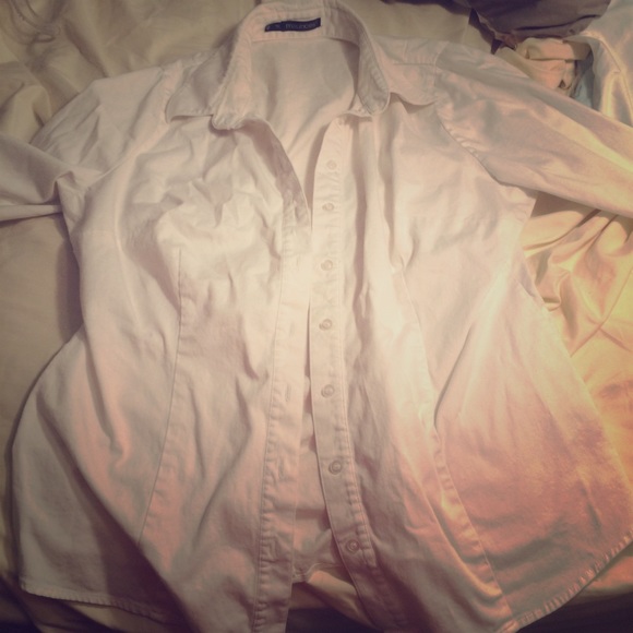 Plus size White Button-Down shirt. Maurices size 0