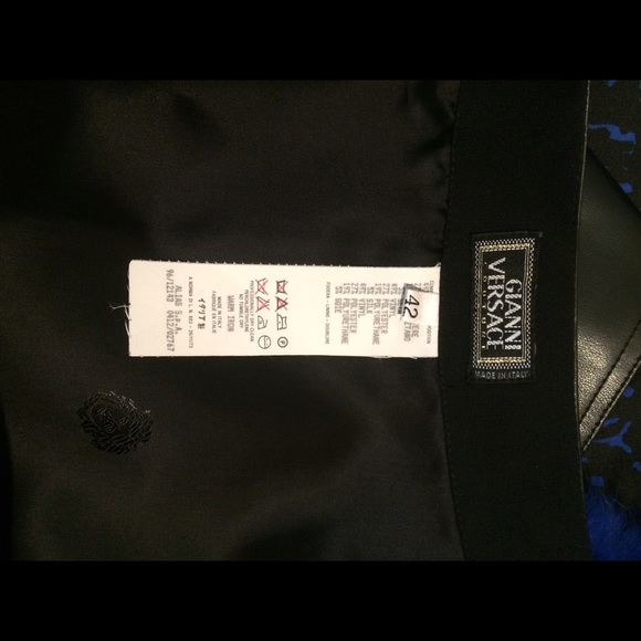 ❌❌❌❌Versace Vegan Leather Mini - Picture 3 of 3