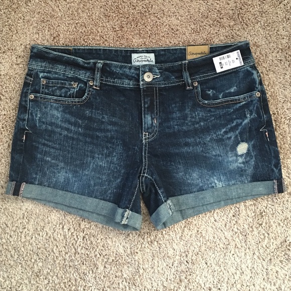 Aeropostale Pants - NWT Aeropostale size 11/12 shorts (34" waist)