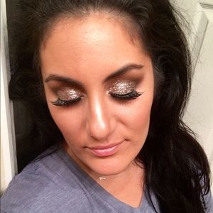 Meet your Posher, Vickie