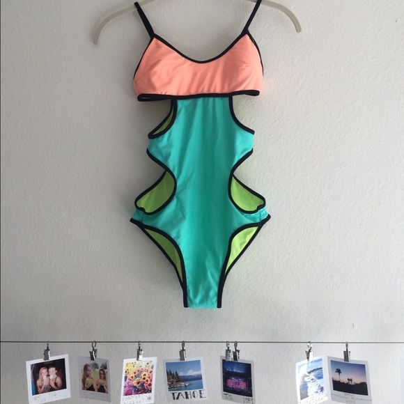 Monokini