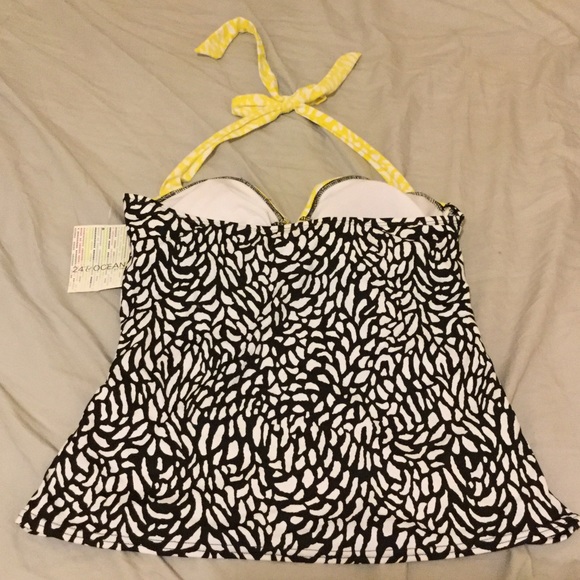 🎉SALE 🎉Halter Swim Top - Picture 3 of 3