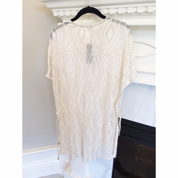 NWT Vitamin A Swimsuit Cover Up - Picture 4 of 4