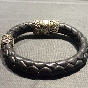 Leather bracelet with silver