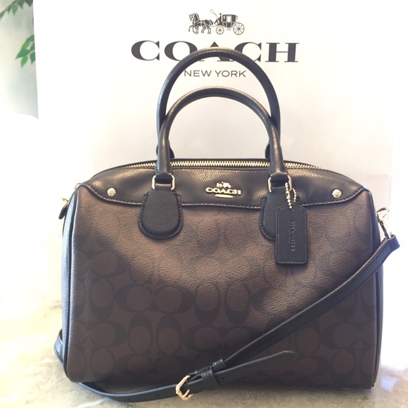 SOLD- Coach Large Bennett Signature Satchel