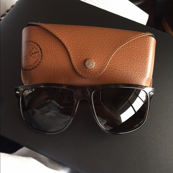 Polarized Ray-Ban sunglasses! 😎