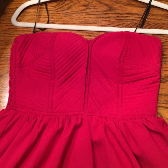 Red strapless dress - Picture 3 of 5