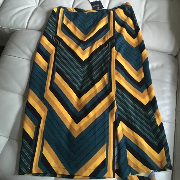 Top shop green print skirt