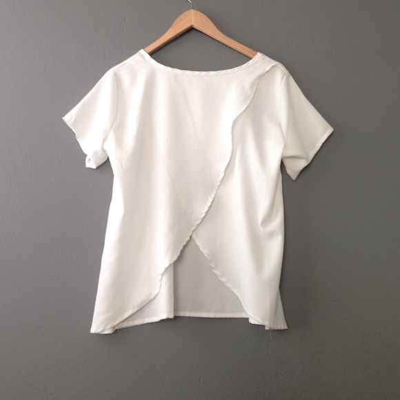 Tops - Tulip Top