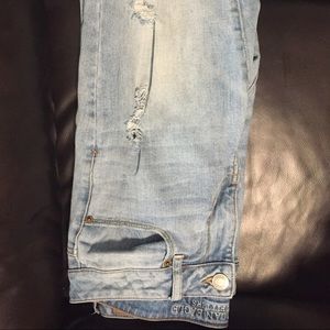 American eagle light wash