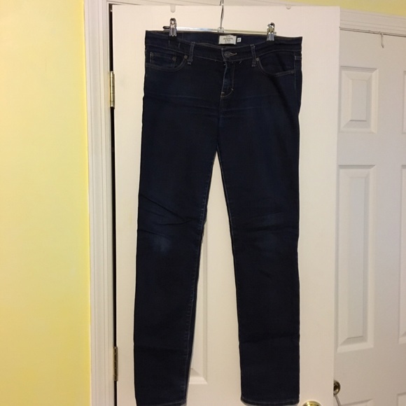 🚫SOLD🚫Abercrombie & Fitch Dark Wash Jeans - Picture 2 of 4