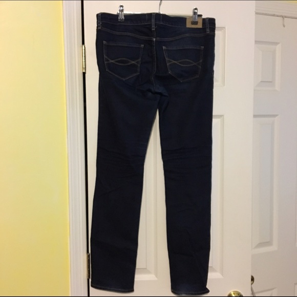🚫SOLD🚫Abercrombie & Fitch Dark Wash Jeans - Picture 3 of 4