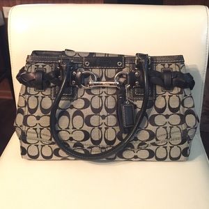 Coach Handbag Authentic EUC