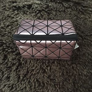 Anastasia Beverley Hills mini makeup bag