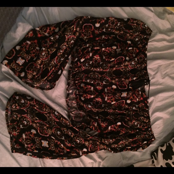 Kendall and Kylie crop top